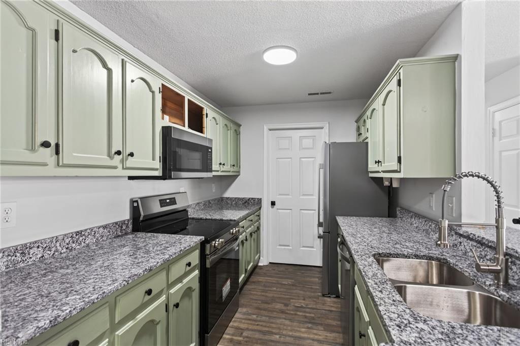 418 Delaware Ave Property Photo 12