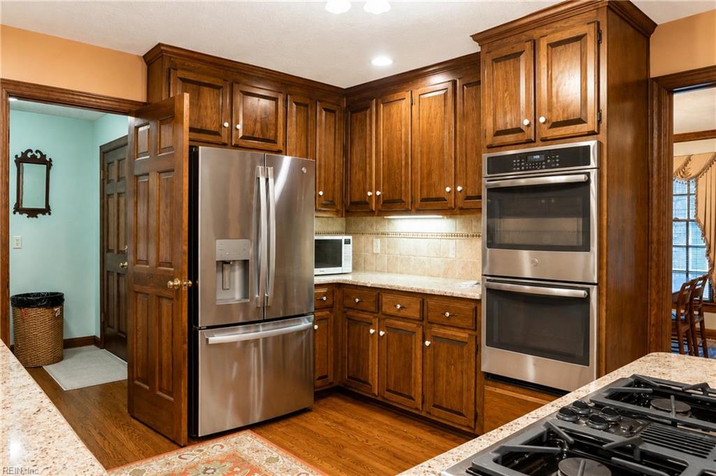100 Thorpes Parish Property Photo 6