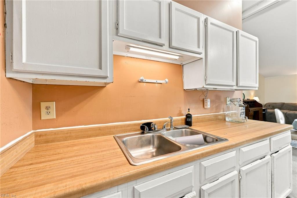 555 Dellwood Dr Property Photo 8