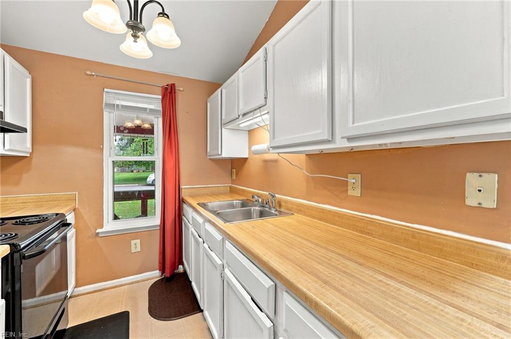 555 Dellwood Dr Property Photo 9