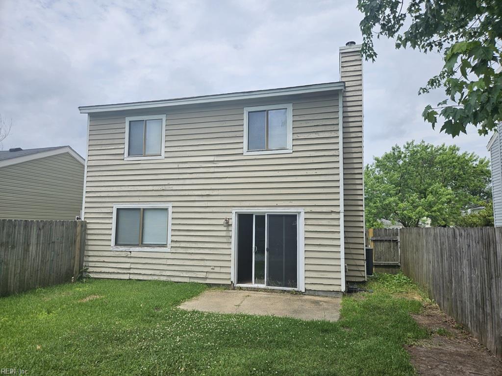 1684 Guthrie St Property Photo 14
