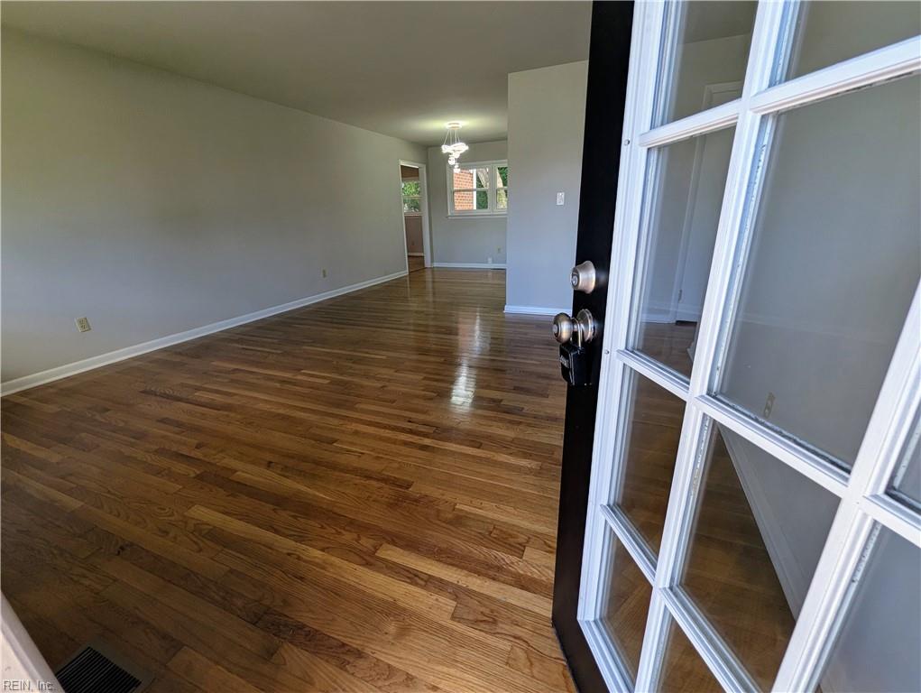 1114 Micott Dr Property Photo 2