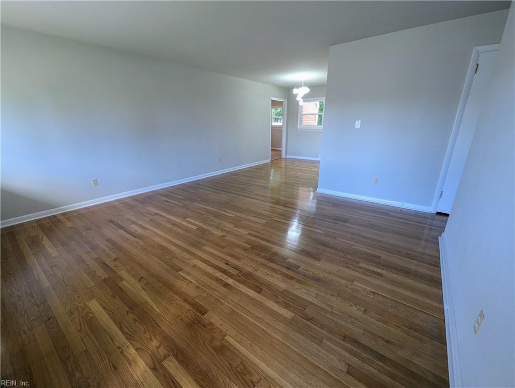 1114 Micott Dr Property Photo 3
