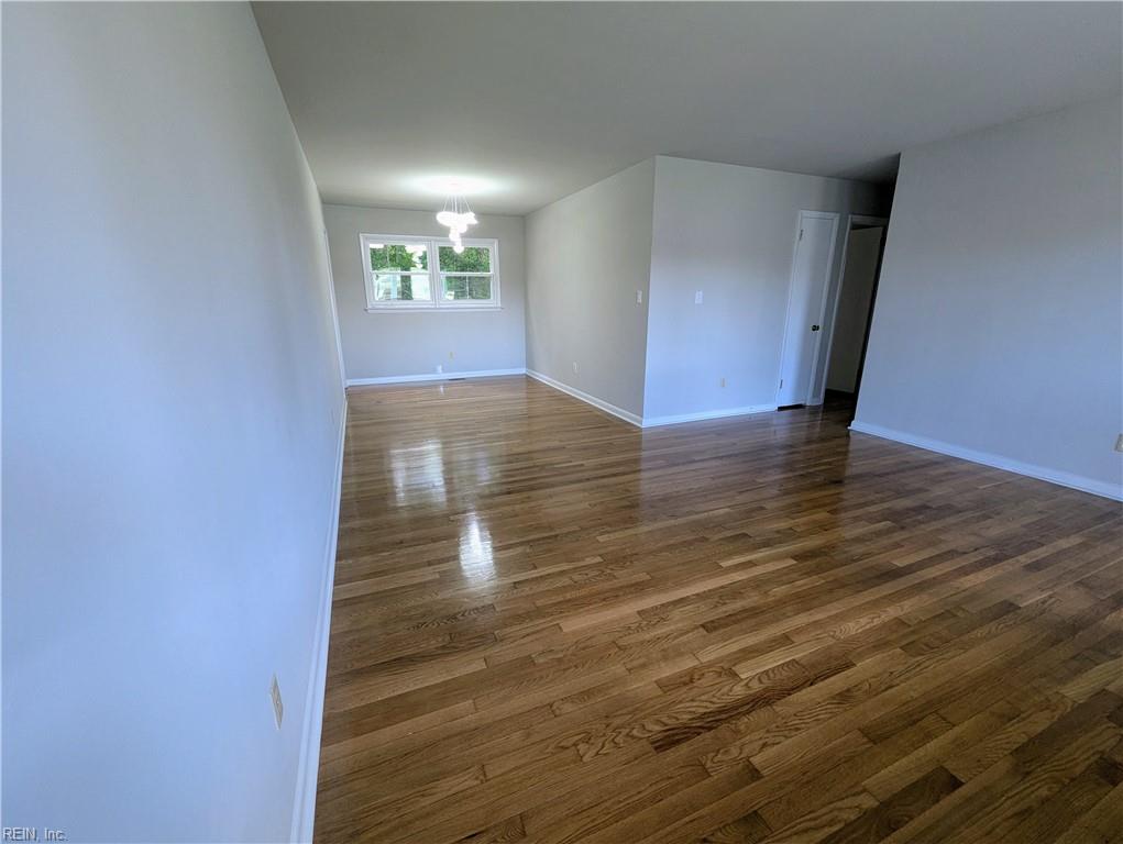 1114 Micott Dr Property Photo 4