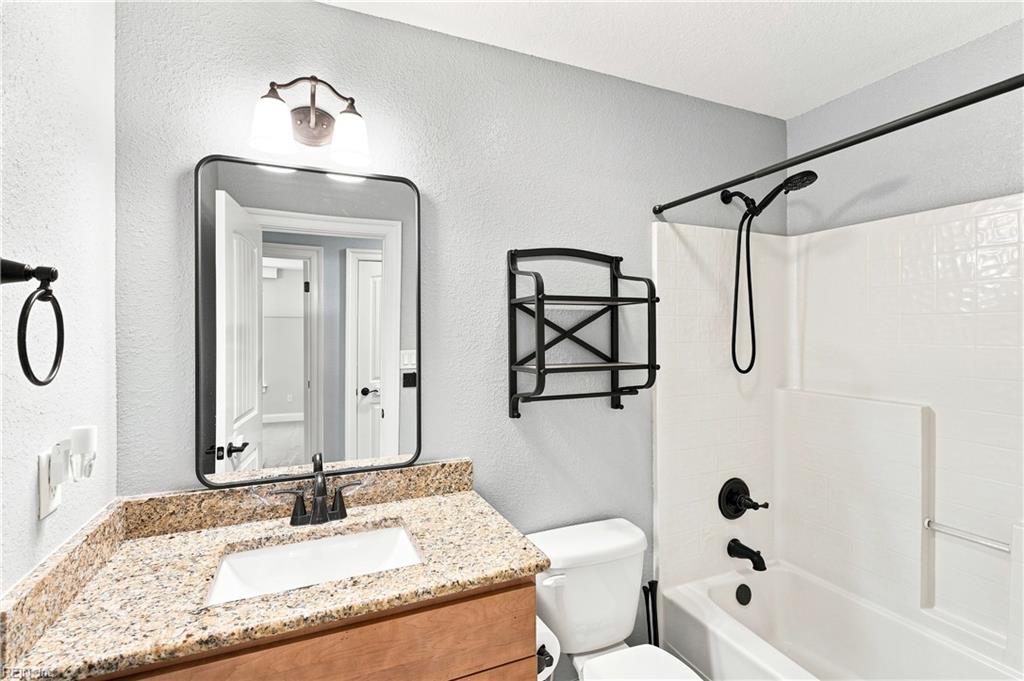 568 Waters Rd Property Photo 42