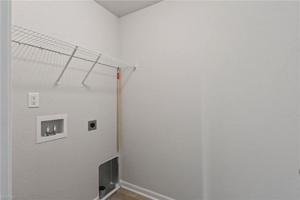 1412 Sherbrooke Rd Property Photo 16