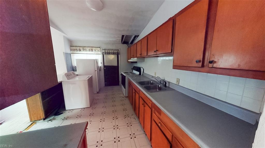 300 Pepper Mill Ct Property Photo 13