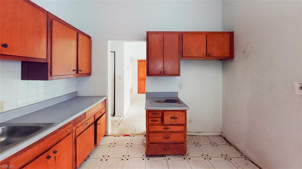 300 Pepper Mill Ct Property Photo 21