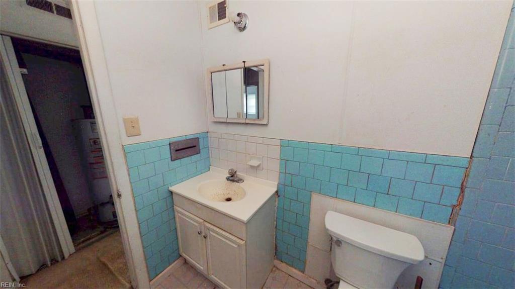 300 Pepper Mill Ct Property Photo 24