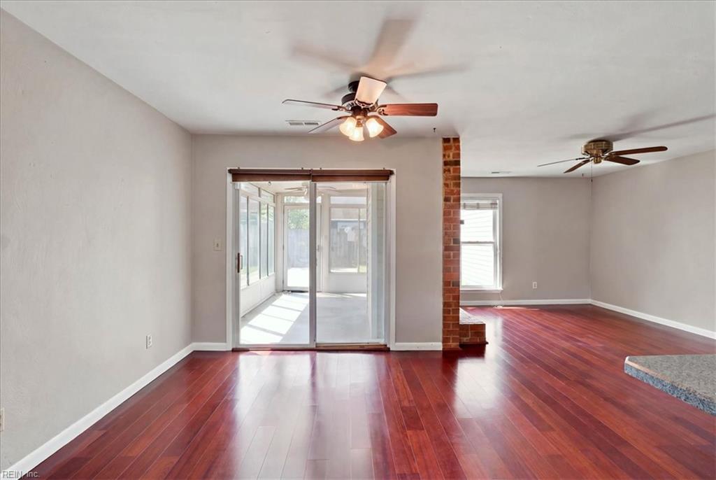 3529 Faraday Ln Property Photo 6