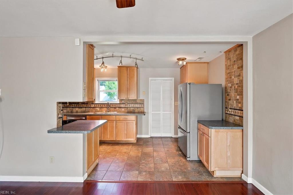 3529 Faraday Ln Property Photo 9
