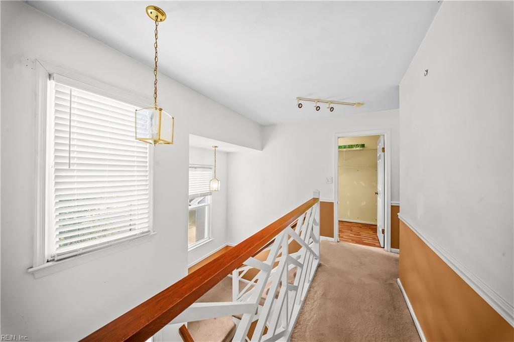 1489 Round Hill Dr Property Photo 26