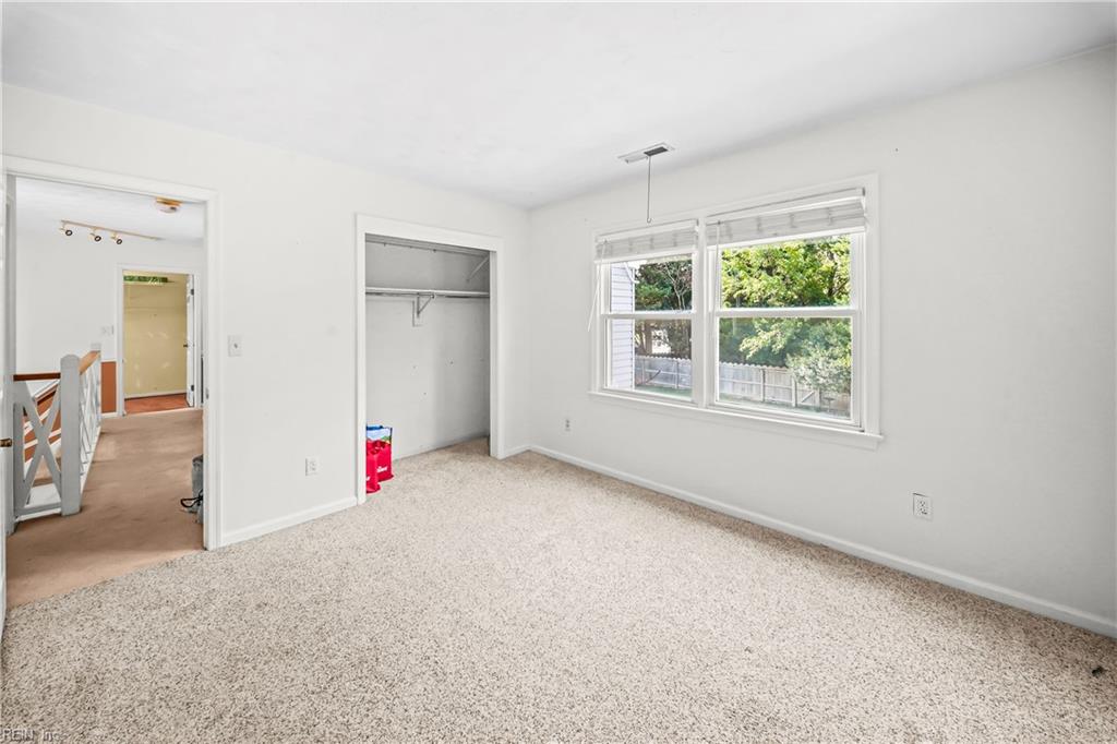 1489 Round Hill Dr Property Photo 30