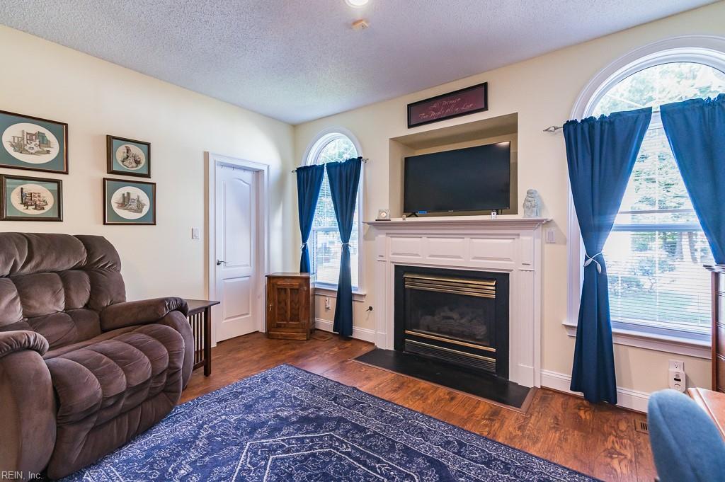 703 S Lismore Ct Property Photo 28