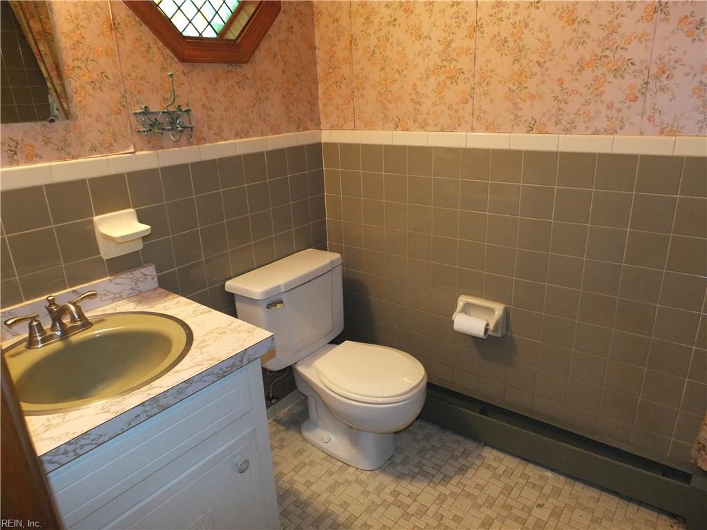 6138 Ivor Ave Property Photo 8