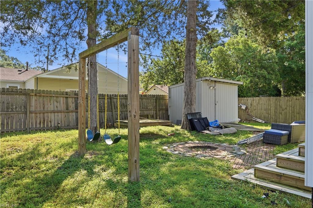 8914 Devon St Property Photo 27