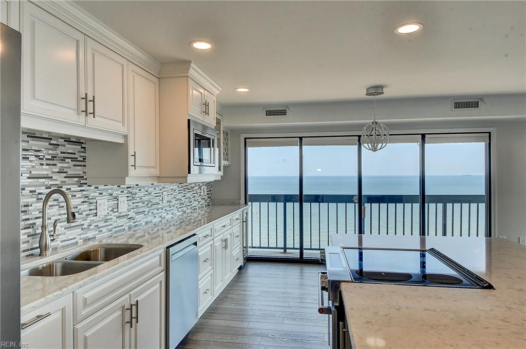 2830 Shore Dr Property Photo 22