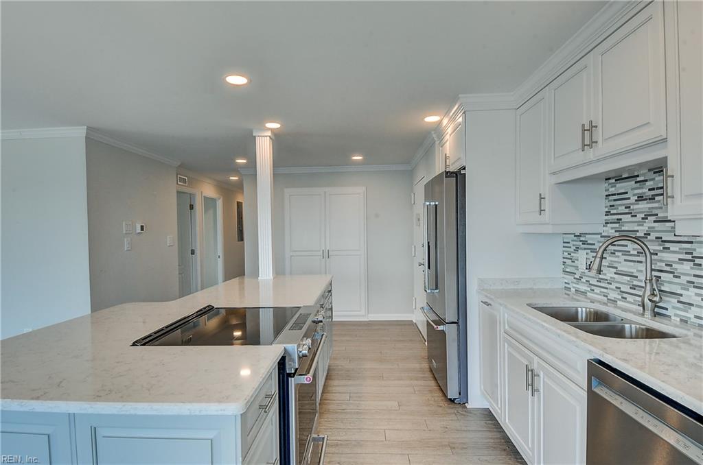 2830 Shore Dr Property Photo 25