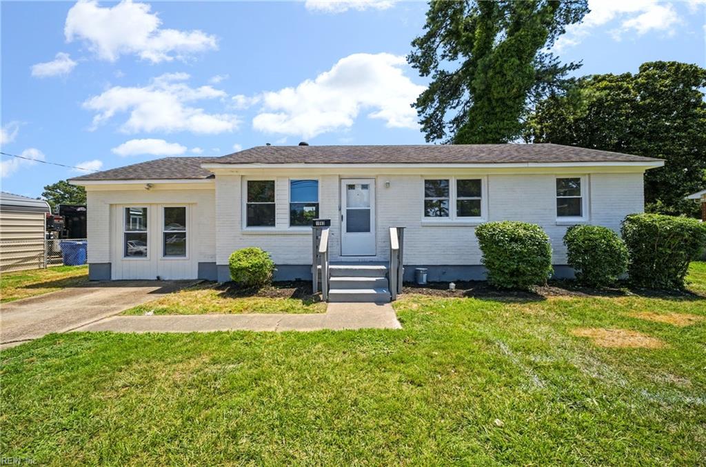 1003 Warfield Dr Property Photo 18