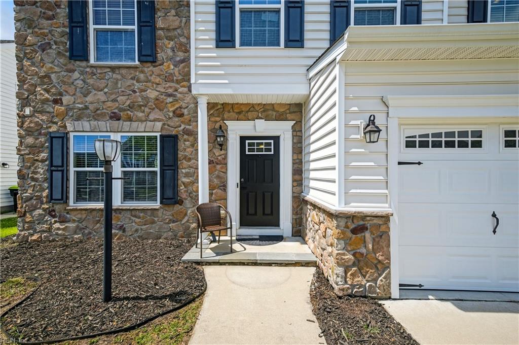 118 Oak Hill Ln Property Photo 2