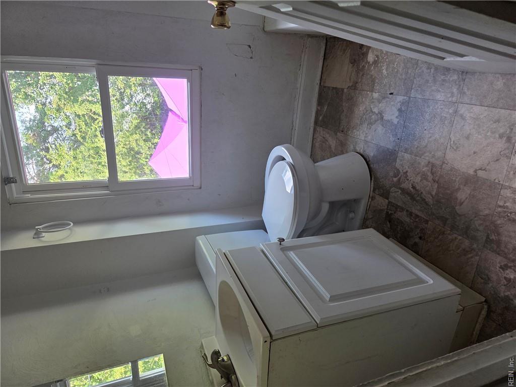 7 Barney Pl Property Photo 12