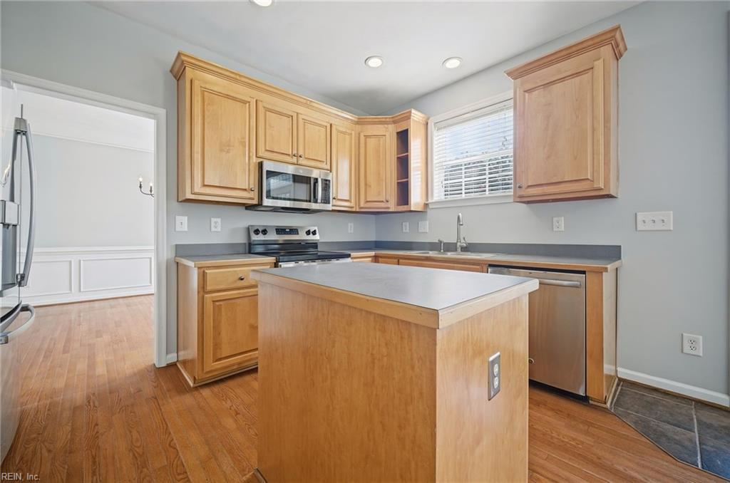 23083 Harbor Towne Dr Property Photo 13