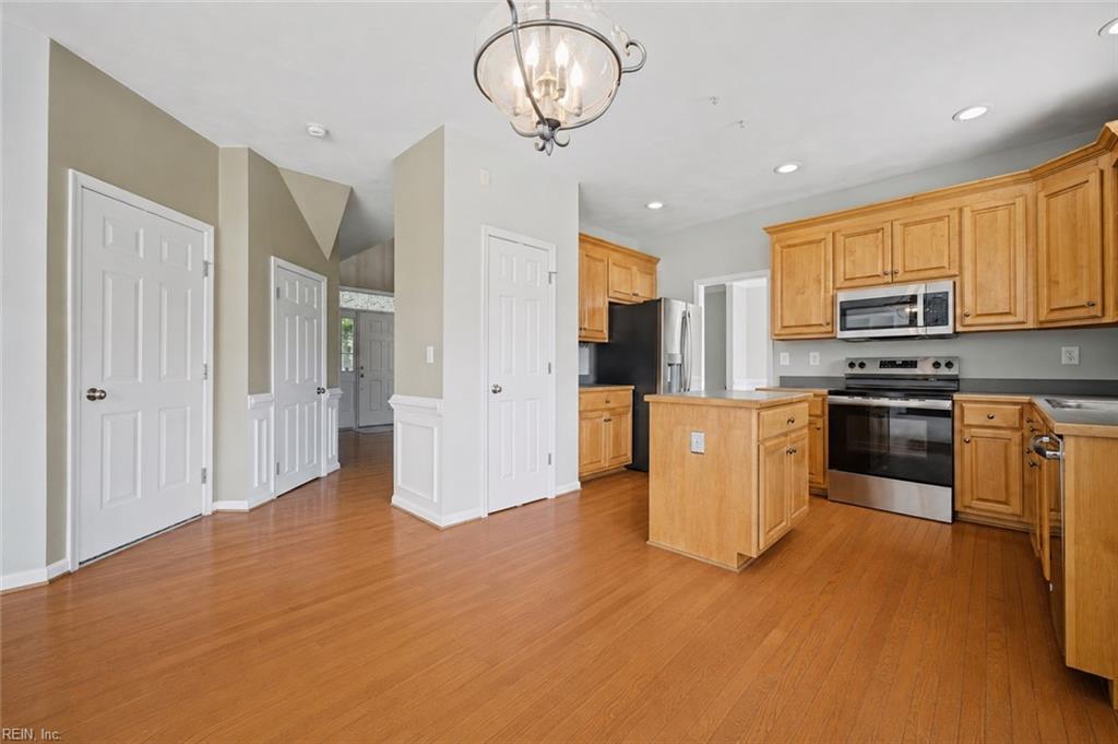 23083 Harbor Towne Dr Property Photo 17