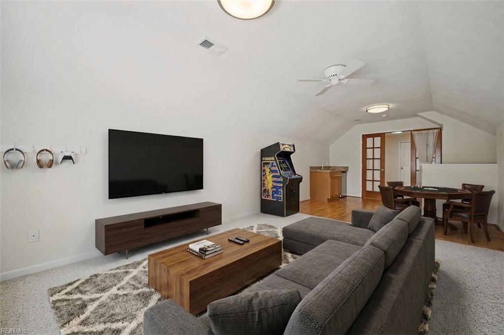 23083 Harbor Towne Dr Property Photo 29