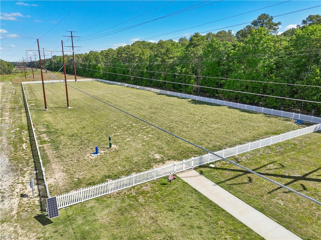 1510 Stanford Ln Property Photo 40
