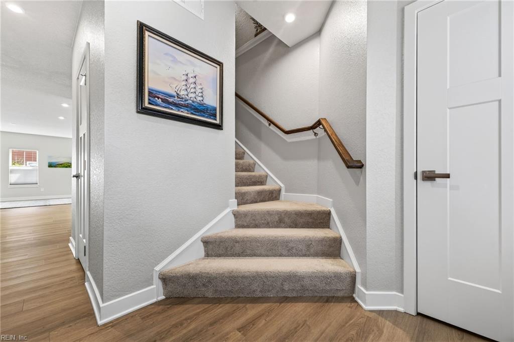 1621 Songbird Ln Property Photo 2