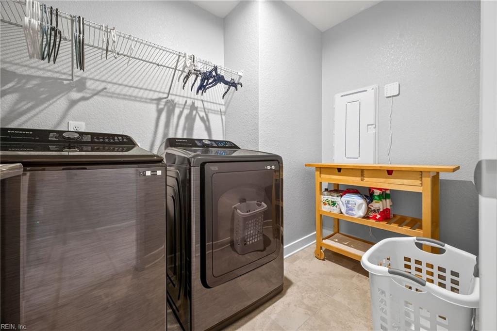 1621 Songbird Ln Property Photo 20