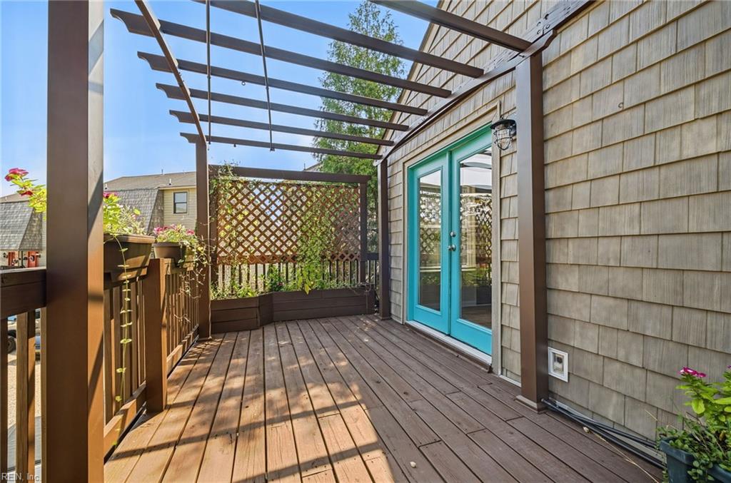 9510 13th Bay St Property Photo 27