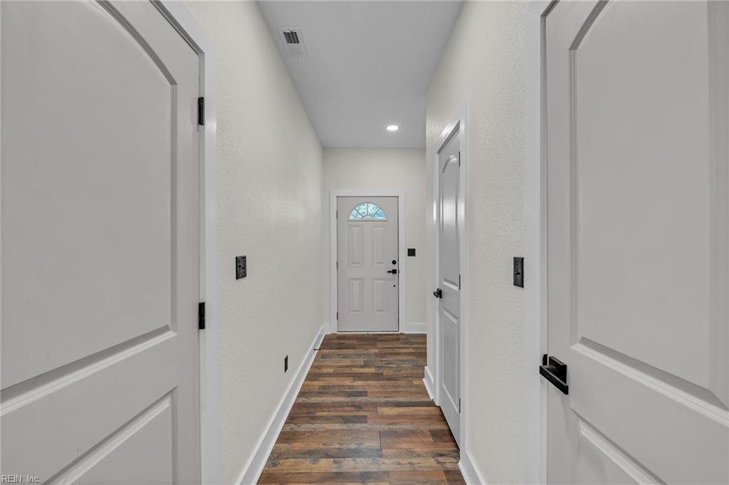 402 Bullock St Property Photo 3