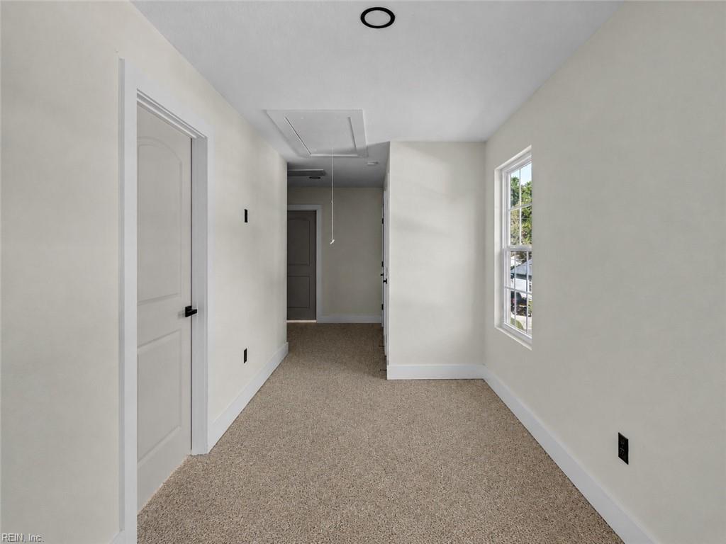 402 Bullock St Property Photo 24