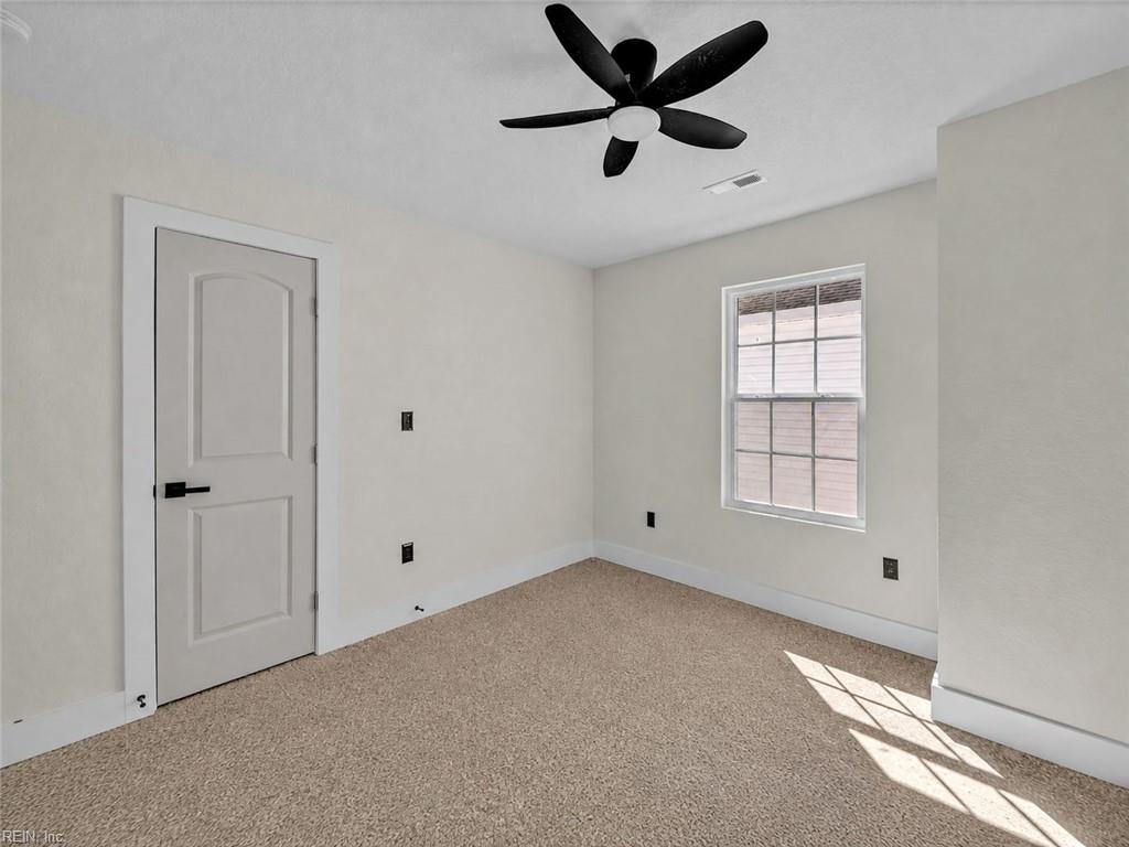 402 Bullock St Property Photo 28