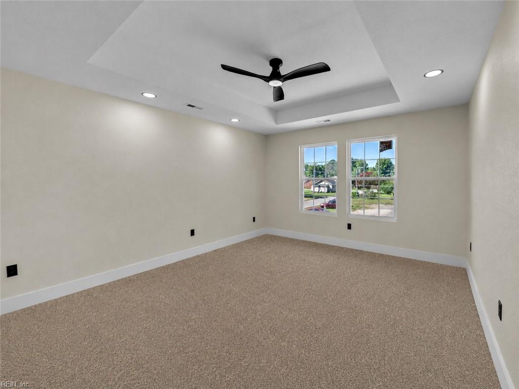 402 Bullock St Property Photo 39