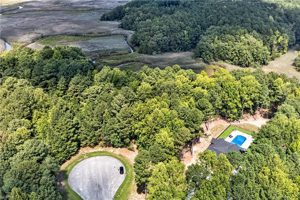 1201 Creekway Dr Property Photo 11