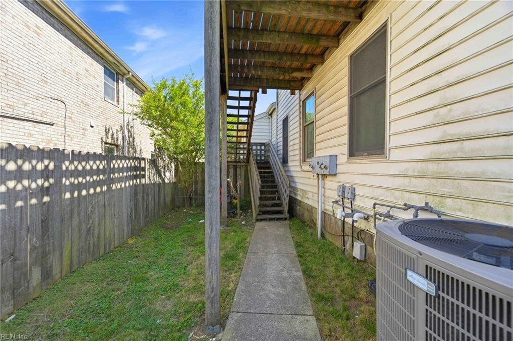 316 16th St Property Photo 24
