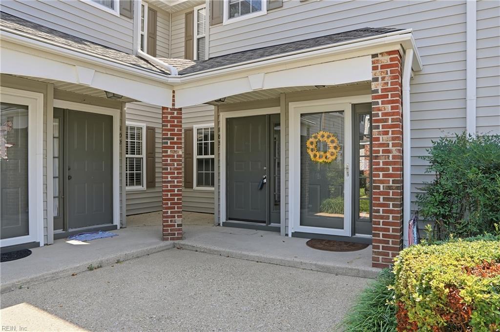 4950 Cypress Point CIR