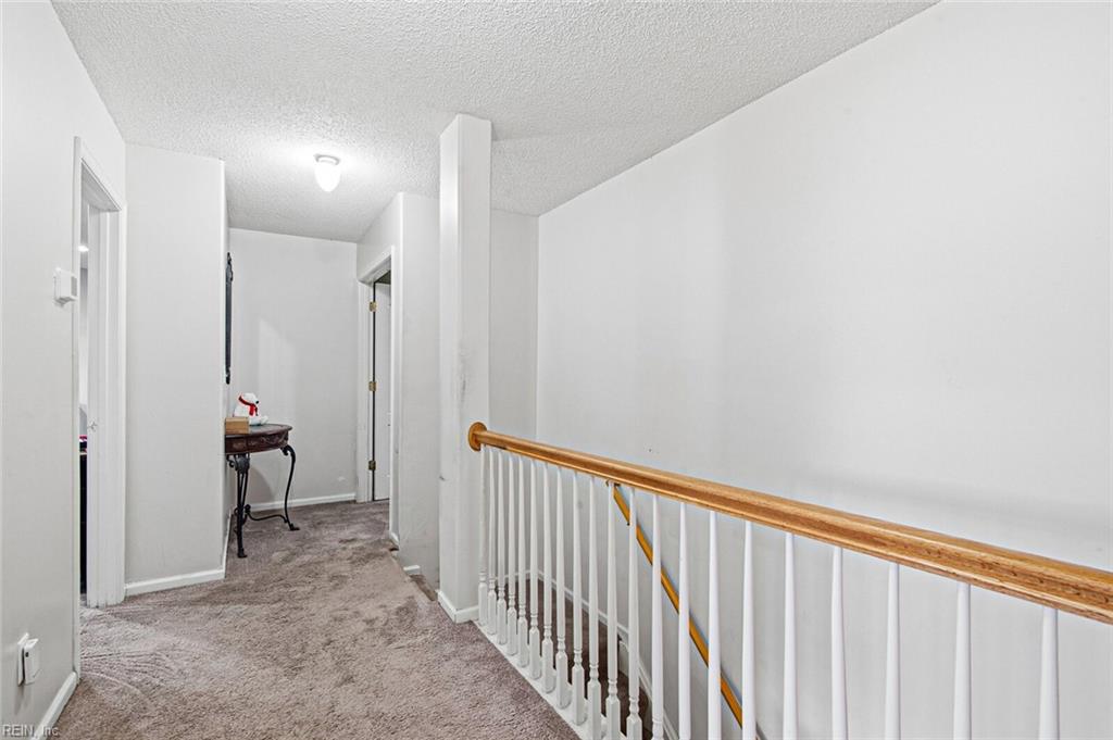 945 Foxboro Dr Property Photo 19