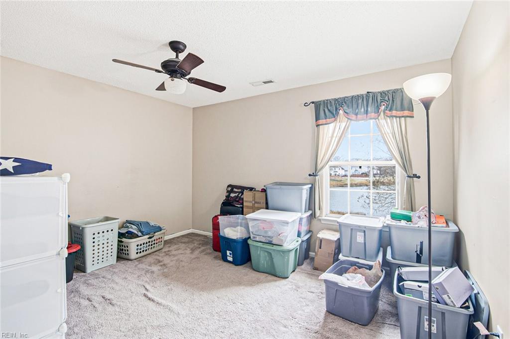 945 Foxboro Dr Property Photo 30