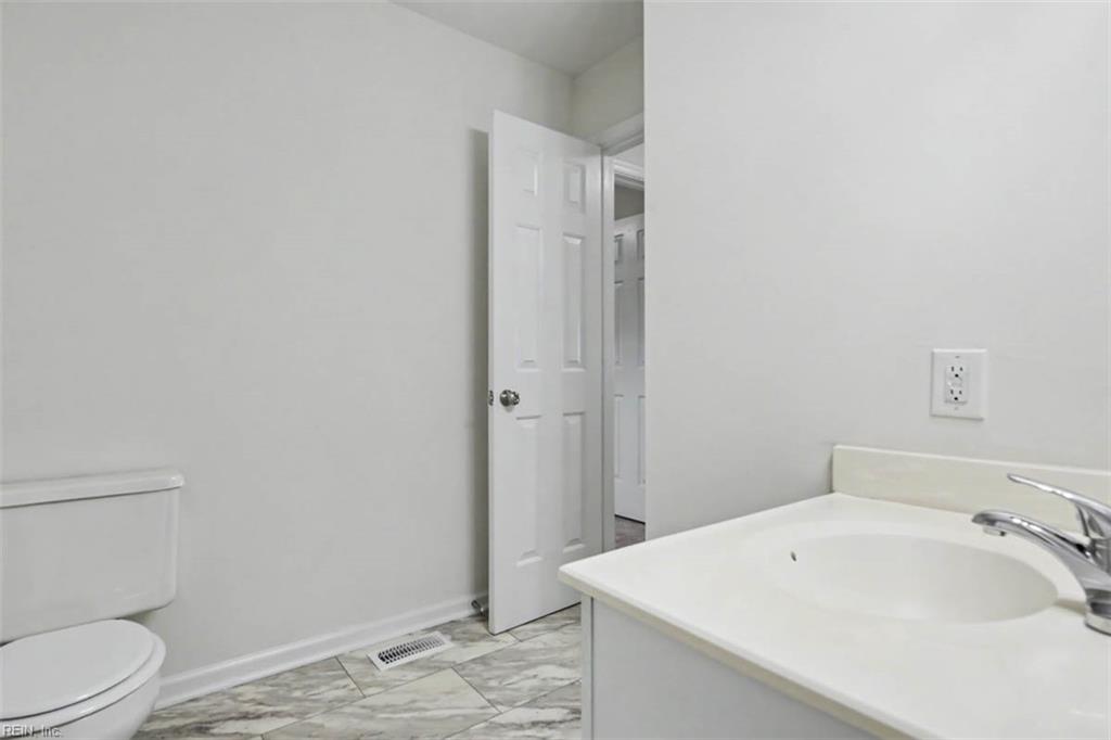 162 Hidden Lake Pl Property Photo 30