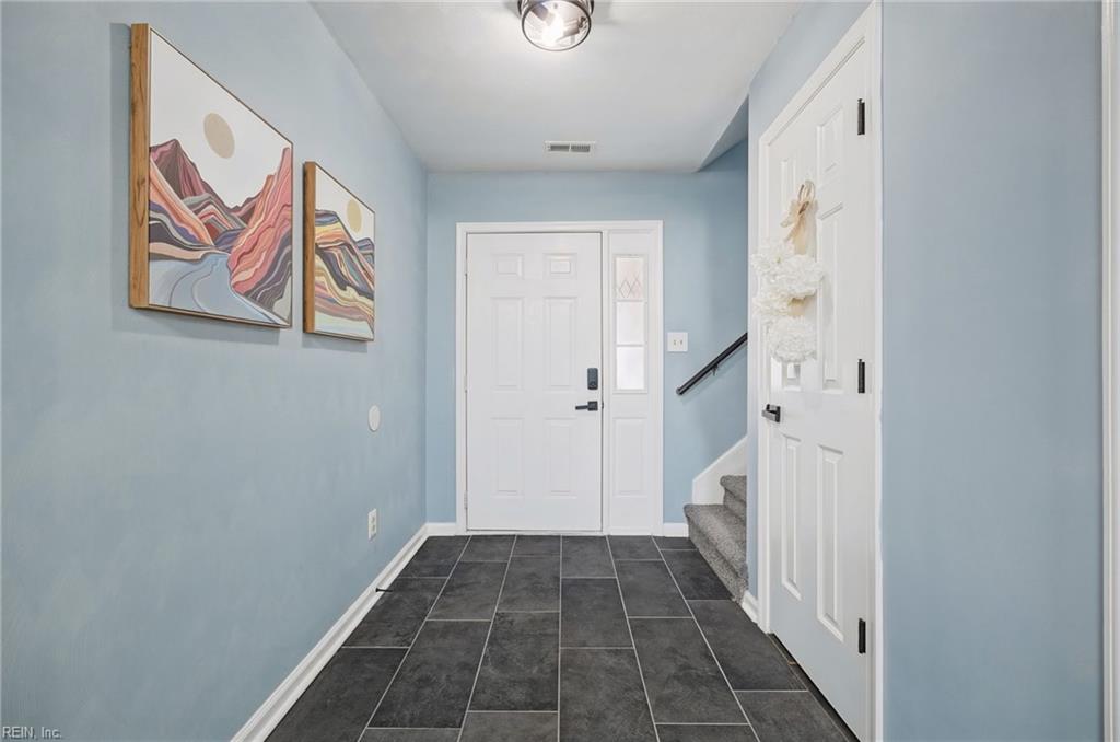 2305 Andre Ct Property Photo 5