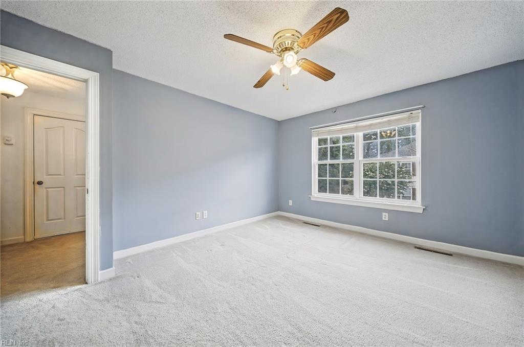 1717 Springs Edge Ct Property Photo 23