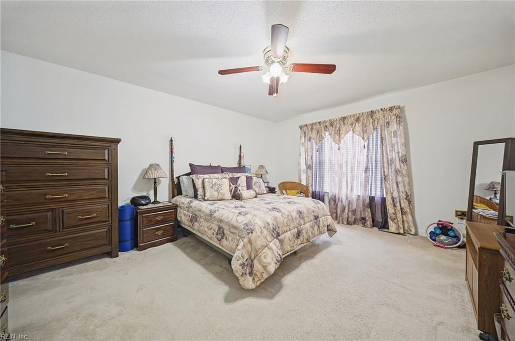 1717 Springs Edge Ct Property Photo 26