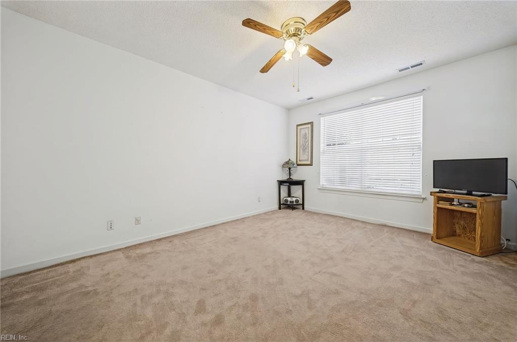 1717 Springs Edge Ct Property Photo 32