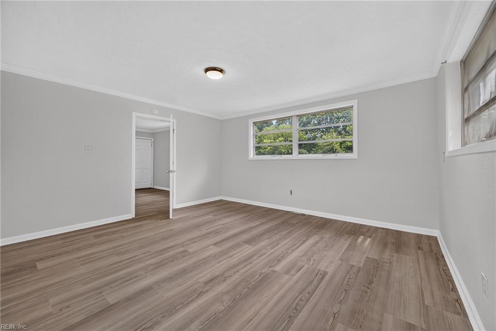 1535 Lyons Ave Property Photo 11
