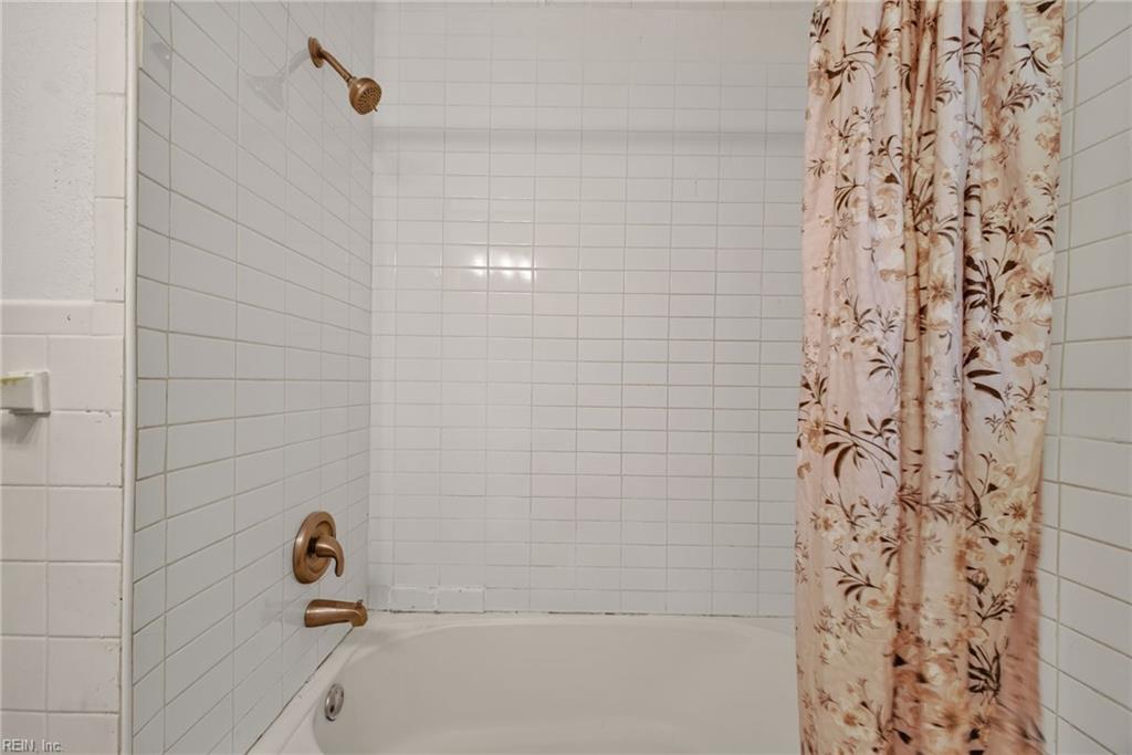 1535 Lyons Ave Property Photo 13