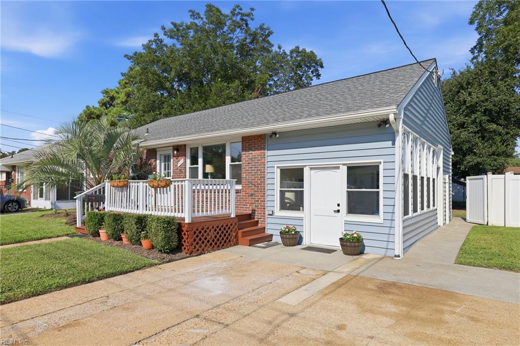 9525 Willow Ter Property Photo 10