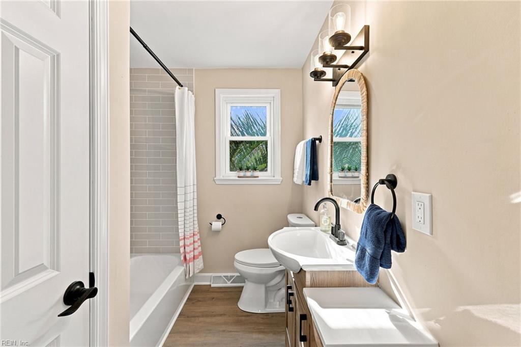 9525 Willow Ter Property Photo 31